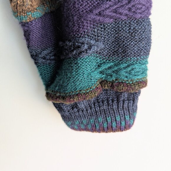 Canadian Impressions Vintage Grandpa 3D knit Cardigan - Picture 5 of 8